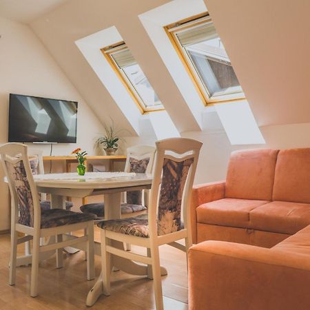 Apartment Amak With Free Onsite Parking Bovec Rum bild