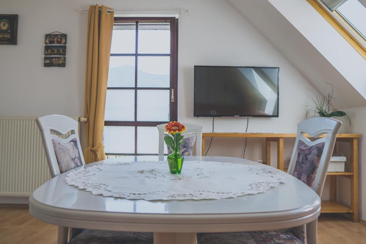 Apartment Amak With Free Onsite Parking Bovec Exteriör bild