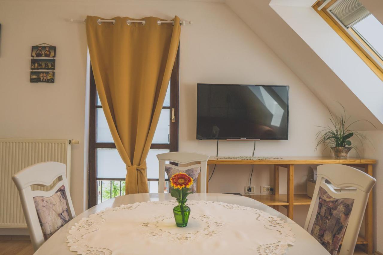 Apartment Amak With Free Onsite Parking Bovec Rum bild
